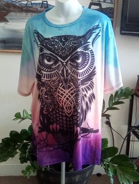 Tribal Style Owl With Tie-Dye Sky Blue Tee Stretchy 3XL P2P 25" L 29"